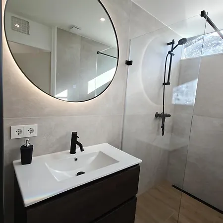 Luxe 6 Persoons Bungalow Met 3 Slaapkamers 2 Badkamers En Ensuite Ligbad Chalet *
